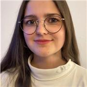 Prof d'anglais donnant des cours à domicile adaptée à votre niveau.