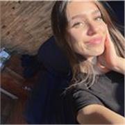 ✏️ Ripetizioni di disegno per migliorare tecnica e sicurezza nel tratto
	•	🎨 Lezioni di disegno per sviluppare creatività 