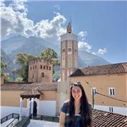 Ayudo emocionalmente a los alumnos. Doy clases de cualquier tipo de deporte