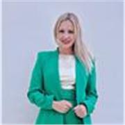 Apasionada del Derecho. Clases prácticas y personalizadas para universitarios, opositores y profesionales.