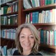 Sono disponibile per lezioni private di diritto per studentesse e studenti delle superiori, universitari e per aziende o privati.