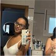 Maestra de inglés abierta a enseñar a personas de todas las edades.