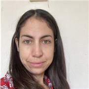 Profesora de guitarra particular niñas y niños desde los 5 años en Santiago