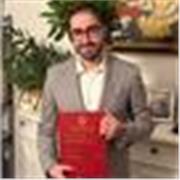 Laureato in Filosofia in possesso di certificazione di inglese livello C1