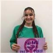 Doy clases de inglés a niños y niñas y ofrezco mi servicio como niñera