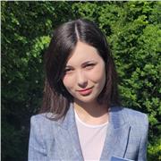 Ragazza liceale da ripetizioni di matematica per alunni delle elementari/medie, presso Biblioteca di Lumezzane, Sarezzo o Brescia.