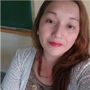 Profesora en Comunicación Social con ocho años de experiencia