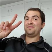 Deutschlehrer mit 6-jähriger Erfahrung und internationalem Hintergrund bietet DaF-Unterricht online an.