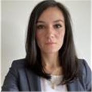 Profesor de administración, análisis de riesgos, finanzas y sector bancario