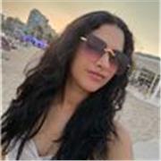 He estudiado psicología, aunque no lo he terminado. Actualmente, estudio un grado superior de educación infantil.