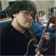 Profesor de guitarra con experiencia en todas las edades