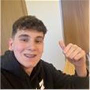 ¡Hola! Me llamo Aner, tengo 18 años, vivo en Deusto y estudio ADE en la EHU. Ofrezco clases particulares de matemáticas