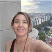 Profesora de Lengua y Literatura imparte clases online