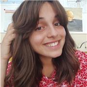 Doy clases de Lengua Castellana y Literatura, Matemáticas, Ciencias Naturales y Sociales e inglés, de la etapa de Primaria
