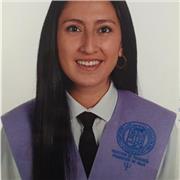 Estudiante de psicología imparte refuerzo escolar a niños de primaria y la ESO
