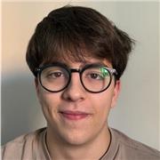 Soy un estudiante del grado de Química al que le gusta enseñar y relacionarse con adolescentes