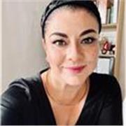 Maestra de apoyo para elaborar proyectos o tesis