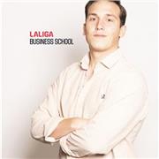 Me defino como profesor de universidad o de bachillerato y dar clases de todo tipo