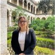 Studentessa di Relazioni Internazionali con competenze professionali in lingua francese, offro ripetizioni