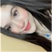 Soy una persona autodidacta, me desenvuelvo bien trabajando en equipo, considero que soy creativa y resolutiva, muy trabajadora 