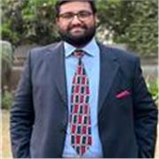 Tutor with a Master’s degree in Industrial Chemistry, offering lessons for high school and university students. 