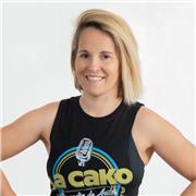 Soy Diseñadora Gráfica, Web Manager, Marketing y Community Manager, Fotógrafa y Comunicadora audiovisual aficionada, con más de 18 años en el Mercado del diseño entregando soluciones integrales de gráfica, comunicación, posicionamiento, marketing, entre o