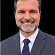 Professor de matemática (Engenheiro formado no IME e com licenciatura em matemática) para alunos do ensino médio e fundamental