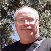 Native English speaker (Canadian) for adults and students