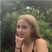 Qualified TEFL English teacher for online lessons