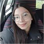 Profesora de biología apta para todas las edades y niveles