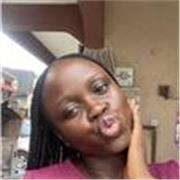 Clear, engaging English lecturer; lessons for confident communication