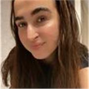 Estudiante de ADE imparto clases de economía y Empresa y modelos de negocio. 