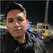 Laureando in lingue, madrelingua spagnola, impartisce lezioni di spagnolo