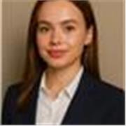 Étudiante passionnée d’anglais offre des cours interactifs en ligne pour débutants et intermédiaires. 