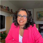 Profesor de Economía apto para todas las edades y niveles. He tenido experiencia tanto en docencia como en la práctica profesional