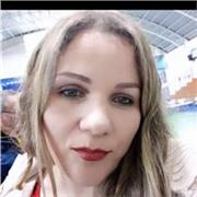 Licenciada en educación, con 18 años de experiencia en niños de Básica