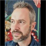 Bonjour,
Architecte designer, je maîtrise plusieurs techniques et vous propose des services sur mesure, adaptés à vos besoins et à