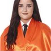 Estudiante de administración y dirección de empresas, con capacidad de enseñar a niños y adolescentes en sus asignaturas 