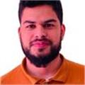Kendimi sabırlı, anlaşılır ve öğrenci odaklı bir öğretmen olarak tanımlıyorum. Derslerimde konuları basit ve anlaşılır bir şekilde