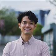 Estudiante de MBA en Madrid ofrece clases de japonés y conversación en inglés