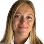 Profesora de inglés certificada, con educación superior y 5 años de experiencia trabajando con niños, adolescentes y adultos.