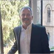 Professor habilitat oficialment per poder donar classes a la Primària i l'ESO