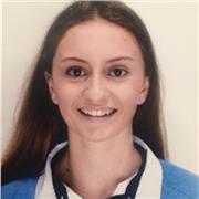 Estudiante con nivel avanzado de inglés ofrece clases particulares para preparar los exámenes del colegio y mejorar en el idioma