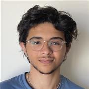 Étudiant prêt à aider un jeune motivé !