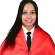 Graduada en el Derecho por la Universidad de Sevilla. Me defino como una chica competente con ganas de transmitir conocimientos