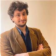 Brillante studente magistrale, offro lezioni in materie umanistiche.