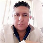 Ingeniero en sistemas computacionales y licenciado en derecho, con experiencia en la enseñanza