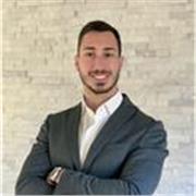 Sei alla ricerca di un professore privato per migliorare le tue abilità nella lingua italiana, in storia o in geografia?