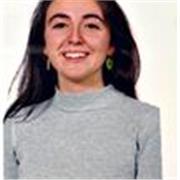Me llamo Celia y tengo 18 años. He cursado inglés en el colegio toda mi vida además de asistir a una academia de inglés durante cu