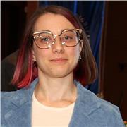 Docente laureata magistrale in Italianistica offre ripetizioni di Storia e Geografia